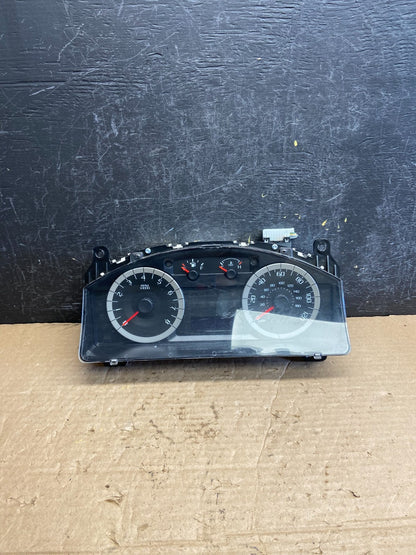 2010 Ford Escape Speedometer Cluster Gauge AD23910