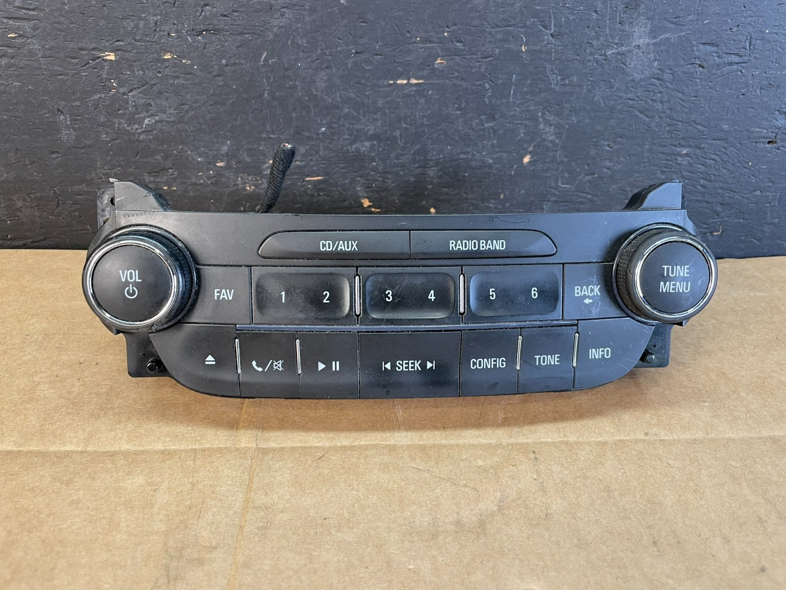 2014 2015 Chevrolet Malibu AM FM Radio Control Panel AC4984 DG0