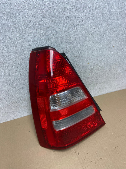 2003 2004 2005 Subaru Forester Left Driver Lh Side Tail Light AE9476 LK2