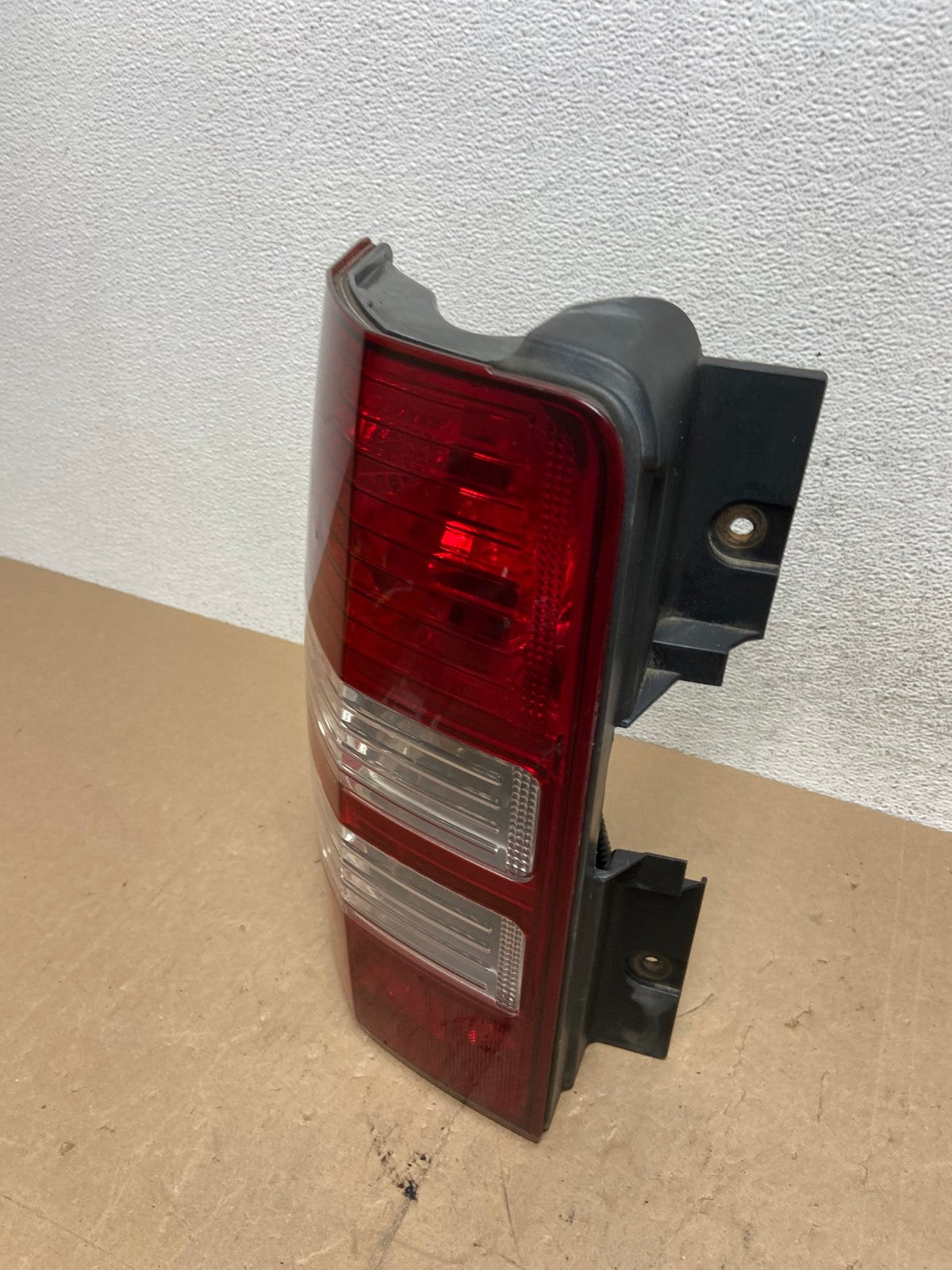 2008 to 2012 Jeep Liberty Left Driver Side Lh Tail Light AE6806 LK1