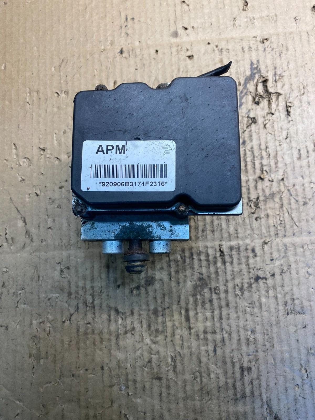 2009 to 2014 Cadillac Escalade ABS AntiLock Brake Pump Control 22910906 AB35100