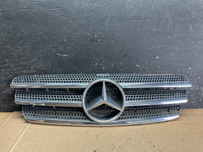 1998 to 2005 Mercedes-Benz ML320 Front Upper Grille Grill OEM ab3218 DG0