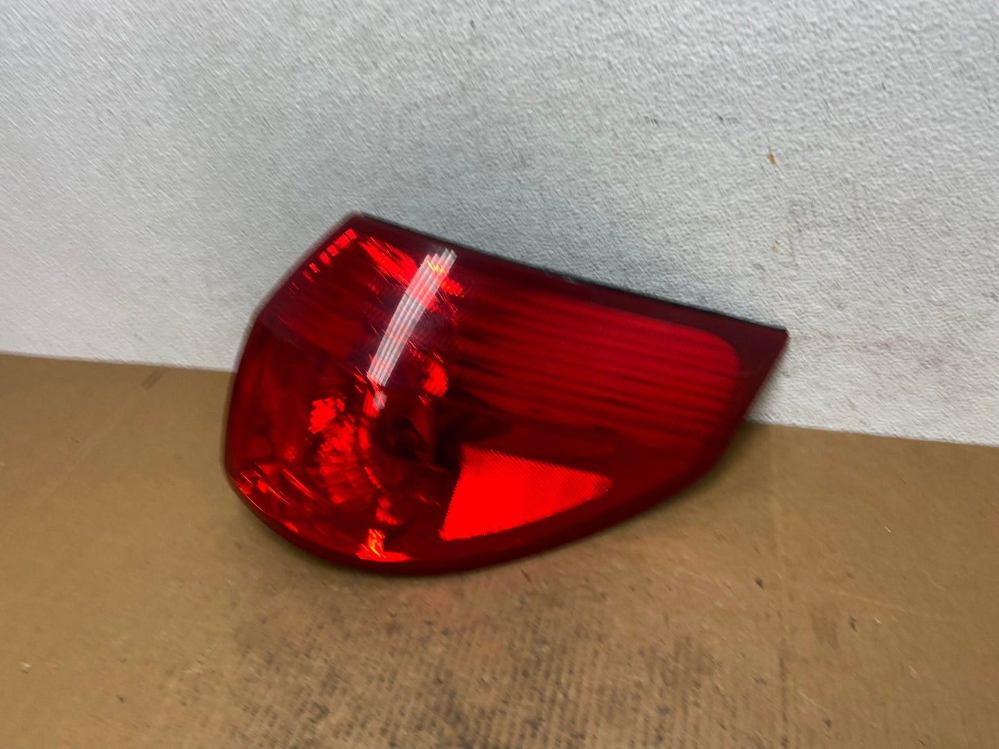 2006 - 2010 Toyota Sienna Right Passenger Side Tail Light DEPO AE0389 LK1