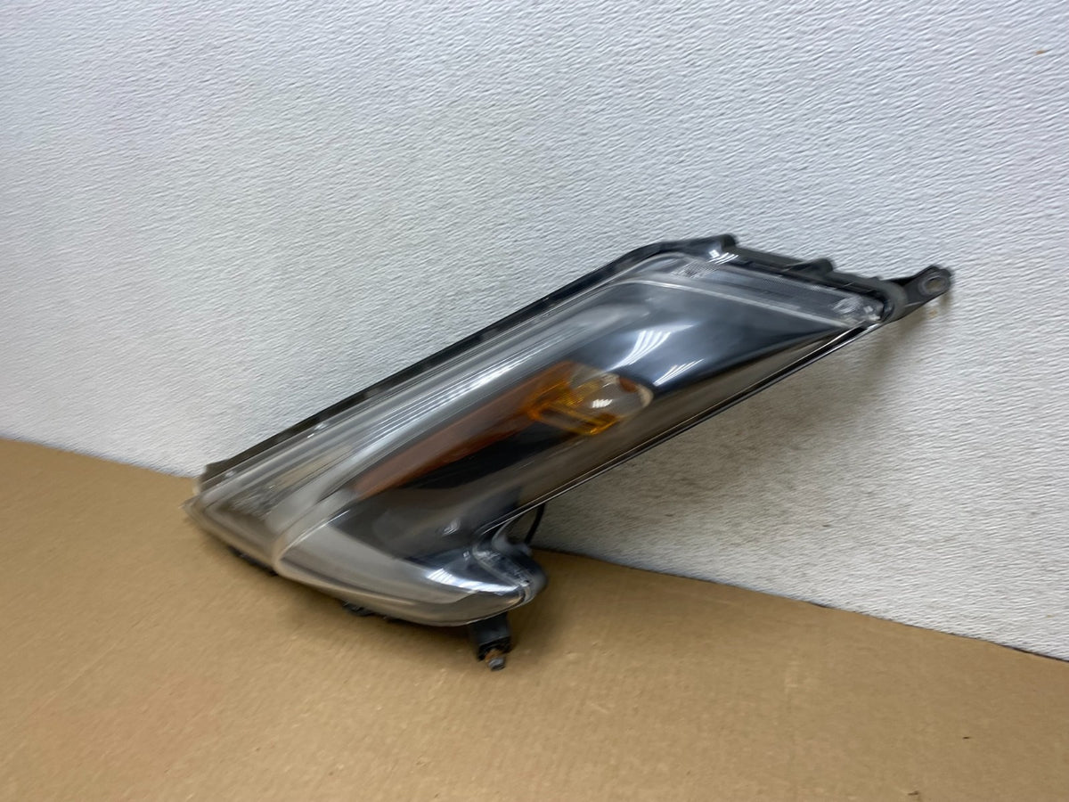 2015 to 2017 Nissan Juke Nismo Left LH Side LED Turn Signal AG19781
