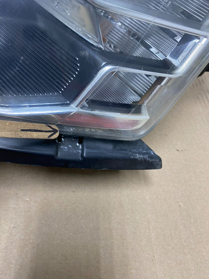 2013 to 2019 Ford Taurus Right Passenger RH Side Headlight Halogen AG6847 DW4