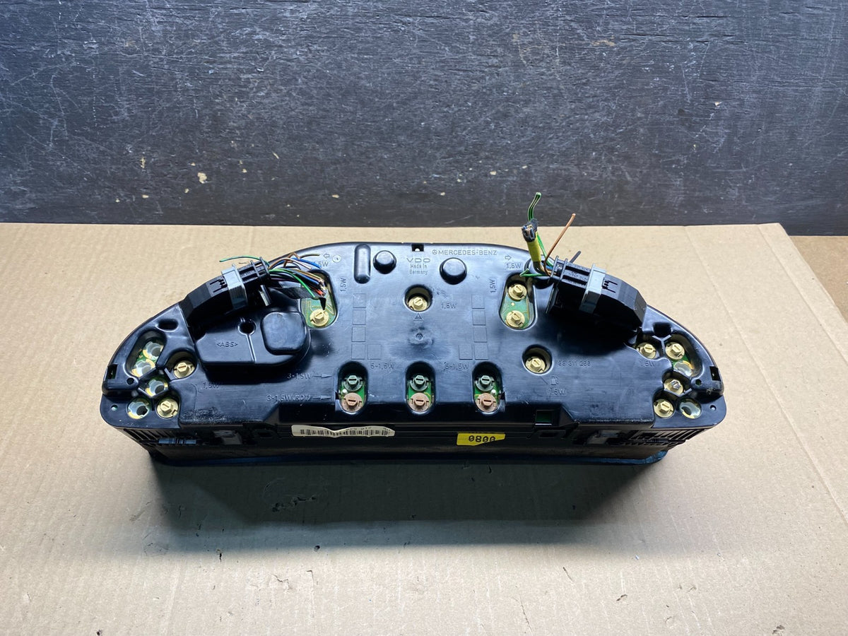 1995-2002 Mercedes Benz W210 E-Class Speedometer Instrument Cluster Gauge AJ04474