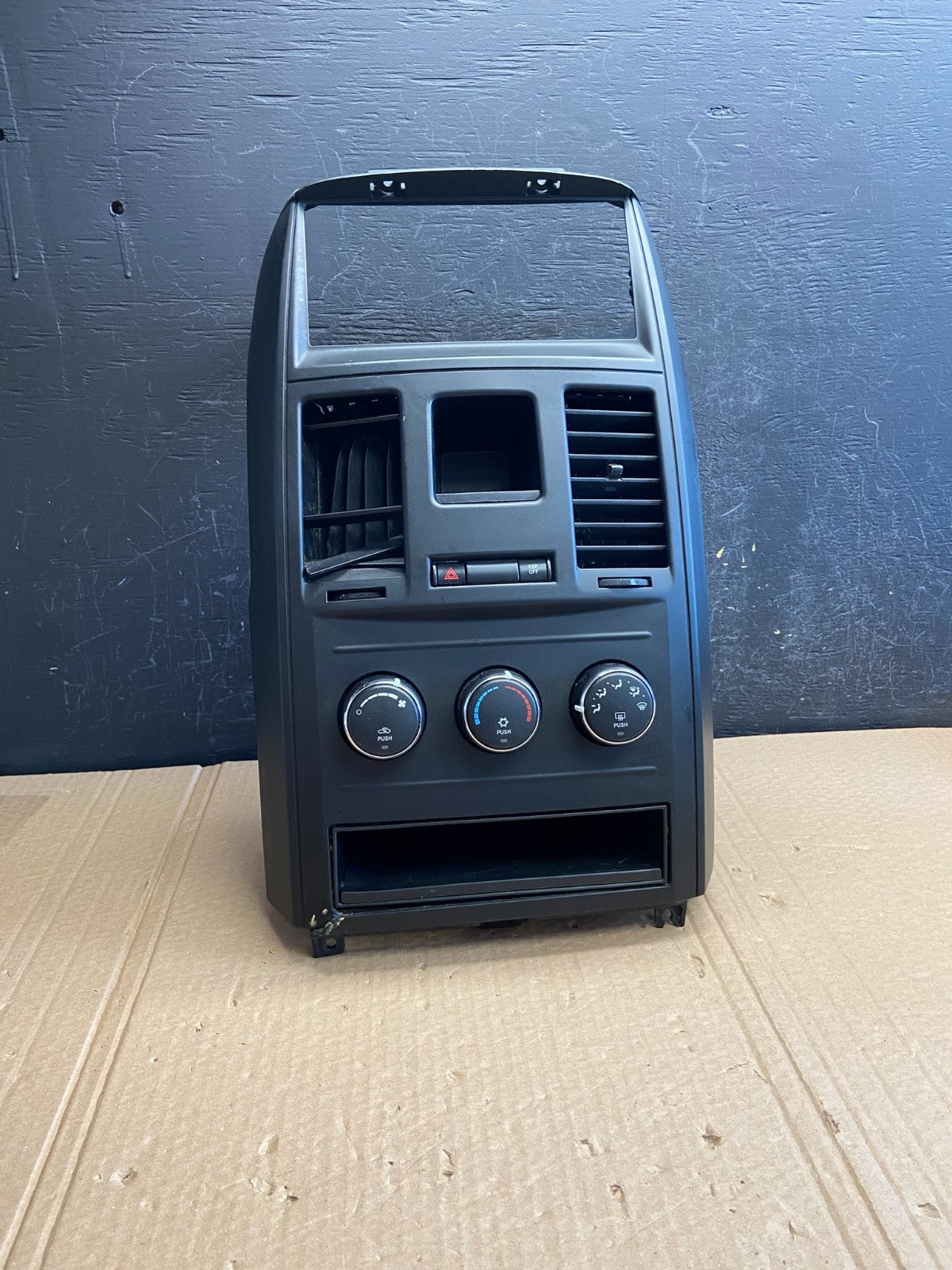 2008-2010 Dodge Grand Caravan Radio Bezel Climate Control AC Heater AF6165 DG0