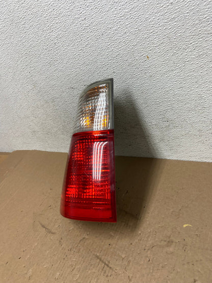 2004 2005 2006 BMW E53 X5 Left Driver Lh Side Tail Light AD7719 LK1