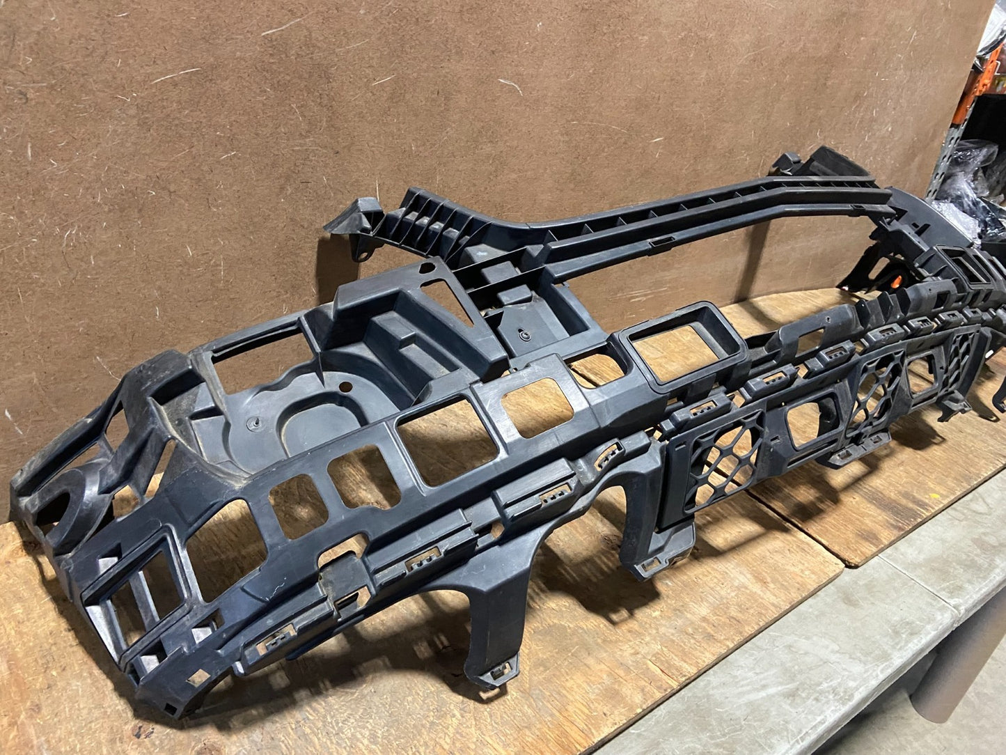 2007 to 2009 Mercedes-Benz GL450 Front Bumper Cover Reinforcement AC5155 PS4