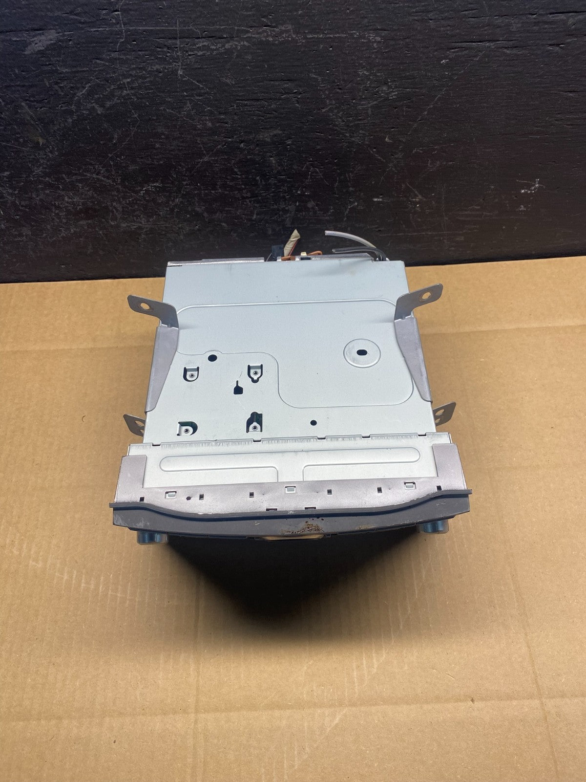 2010 to 2012 Subaru Legacy AM FM CD MP3 Radio Player AD1536 DG4
