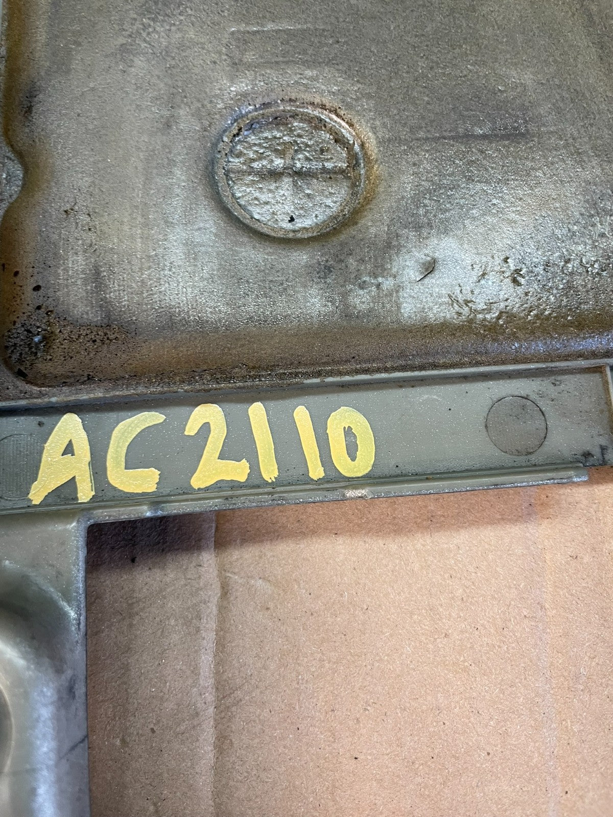 2007 to 2017 Lexus LS460 Upper Engine Plastic Cover AC21105