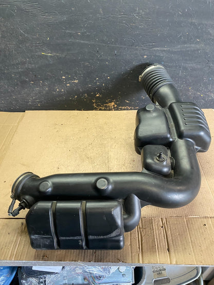 2011 - 2013 Dodge Durango 3.6L Resonator Air Intake Tube S9806 DG3