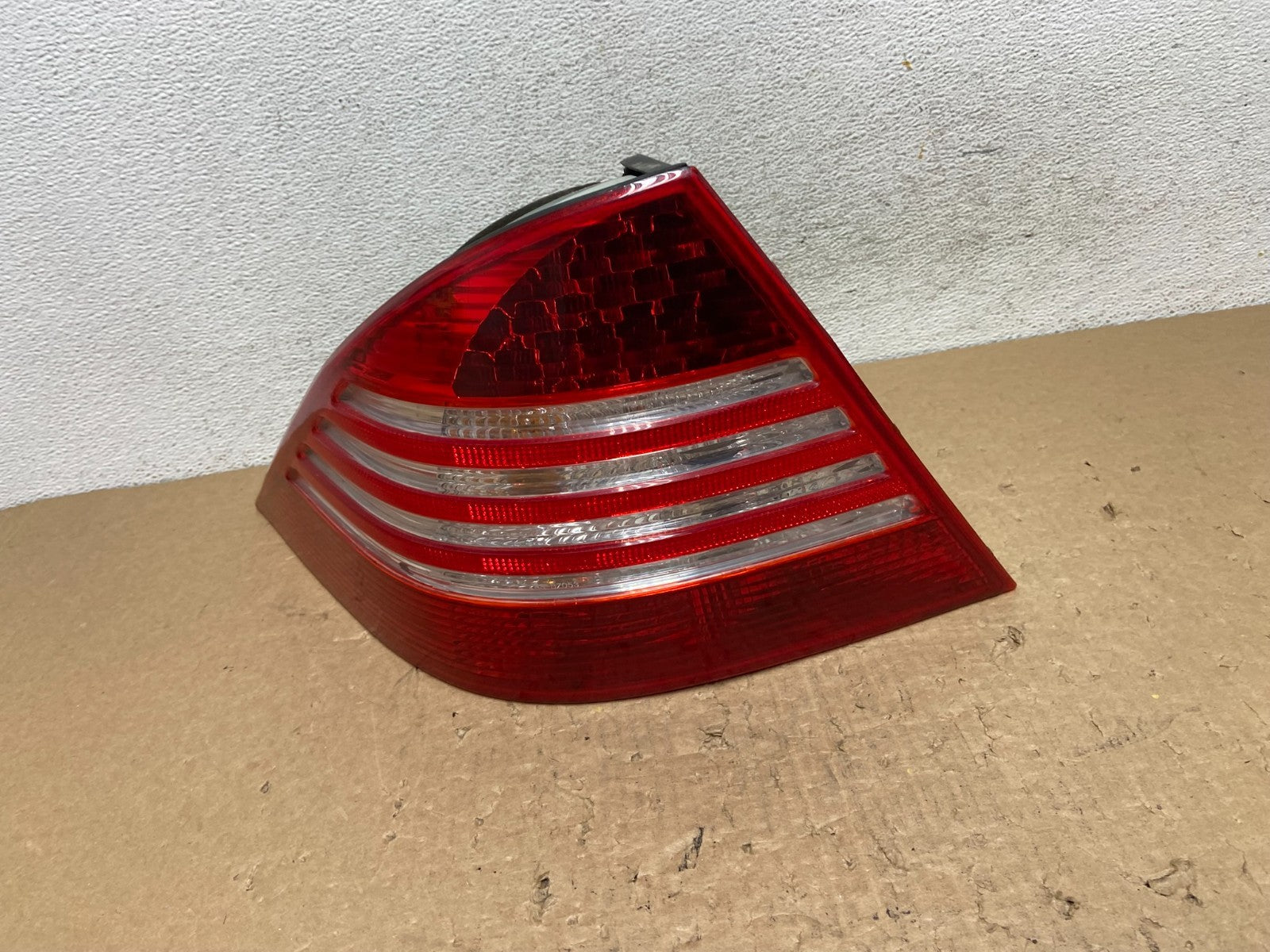 2003-2006 Mercedes-Benz S-Class Tail Light Left Driver Lh Side AF8111 DW0