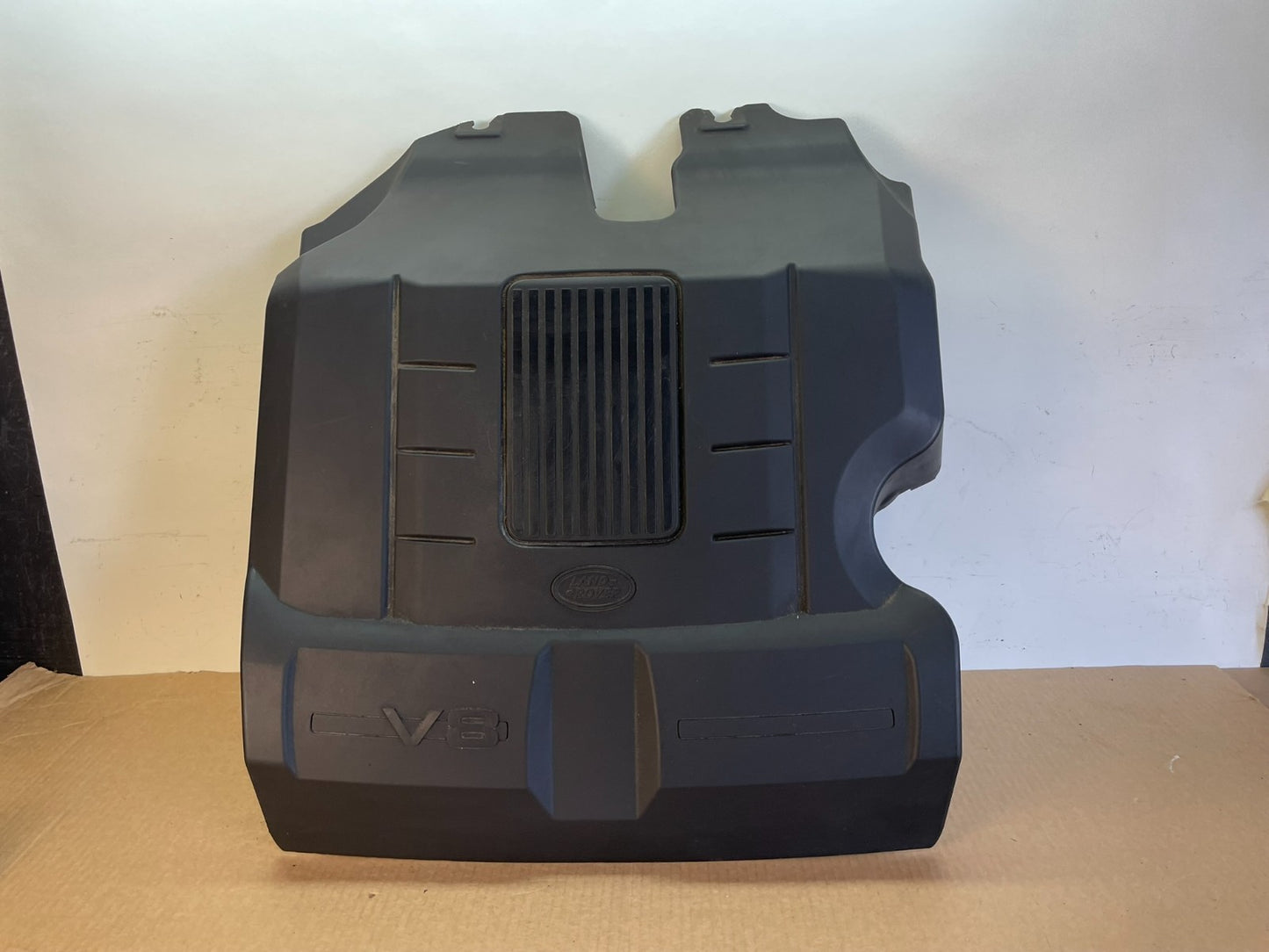 2010 to 2013 Land Rover Range Rover Sport Engine Shield Cover ag7558 DG0