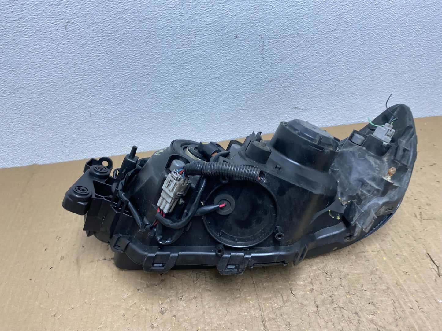 2006-2008 Subaru Forester Right Passenger Rh Headlight Halogen AB9926 DW8