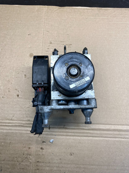 2008 2011 Mercedes W204 C300 ABS Anti Lock Brake Pump Module AE9994 DG5