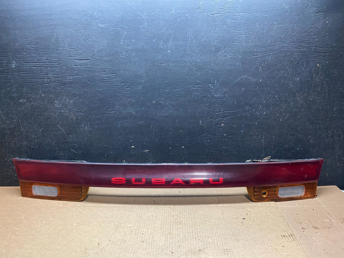 1995 to 1996 Subaru Legacy Wagon Trunk Mounted Center Tail Light Panel J3854 DG0