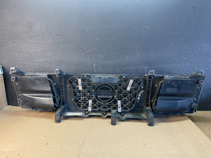2004 to 2007 Nissan Titan Armada Front Upper Grill Grille AC9746 DG3