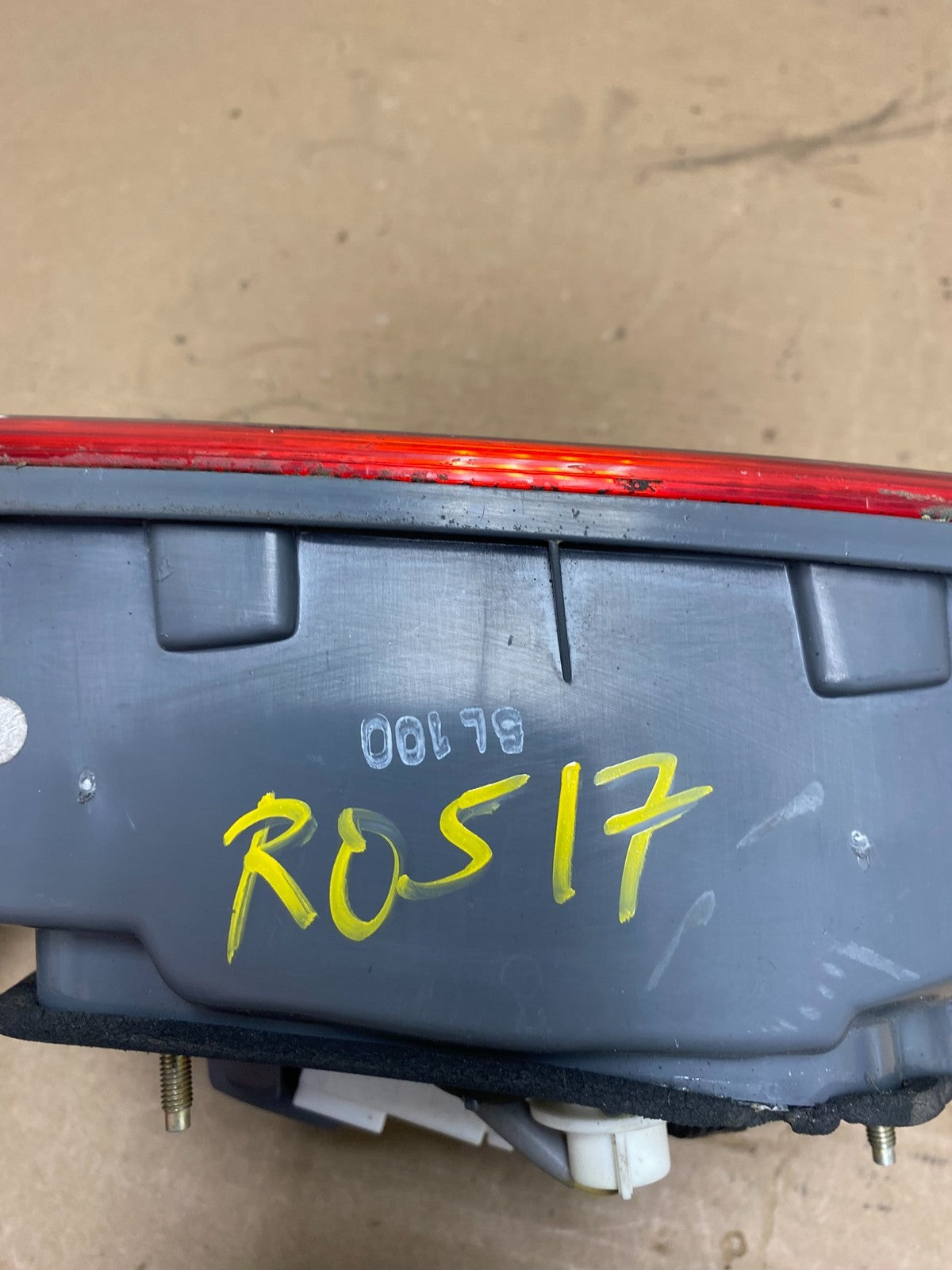 2006 2007 2008 2009 Hyundai Azera Right Passenger Inner Tail Light Oem R0517 DW6