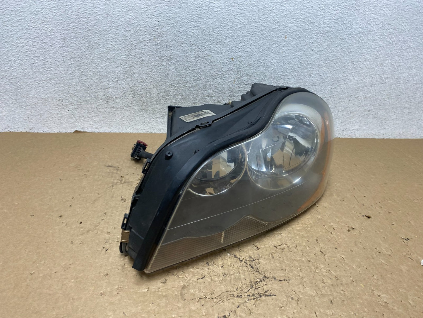 2003-2013 Volvo XC90 Left Driver LH Side Halogen Headlight AF8334 DW2