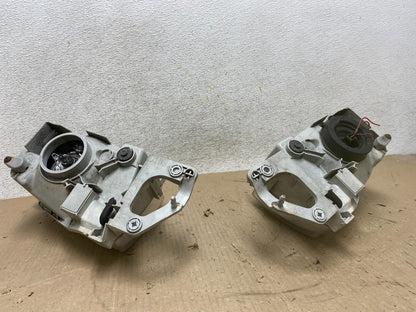 1999 to 2000 Mazda Protege Left+Right Side Headlights AH6890 DW5