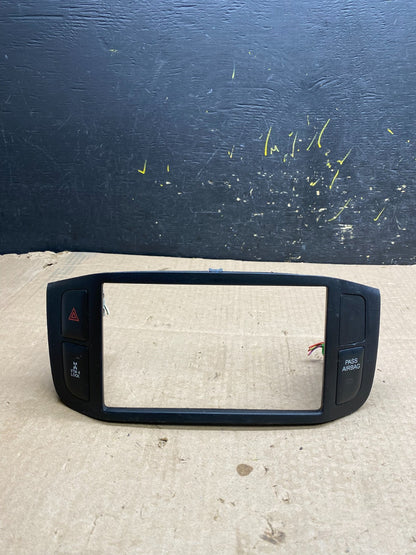 2003-2005 Honda Pilot Center Dash Radio Screen Display Trim Bezel z0130 DG0