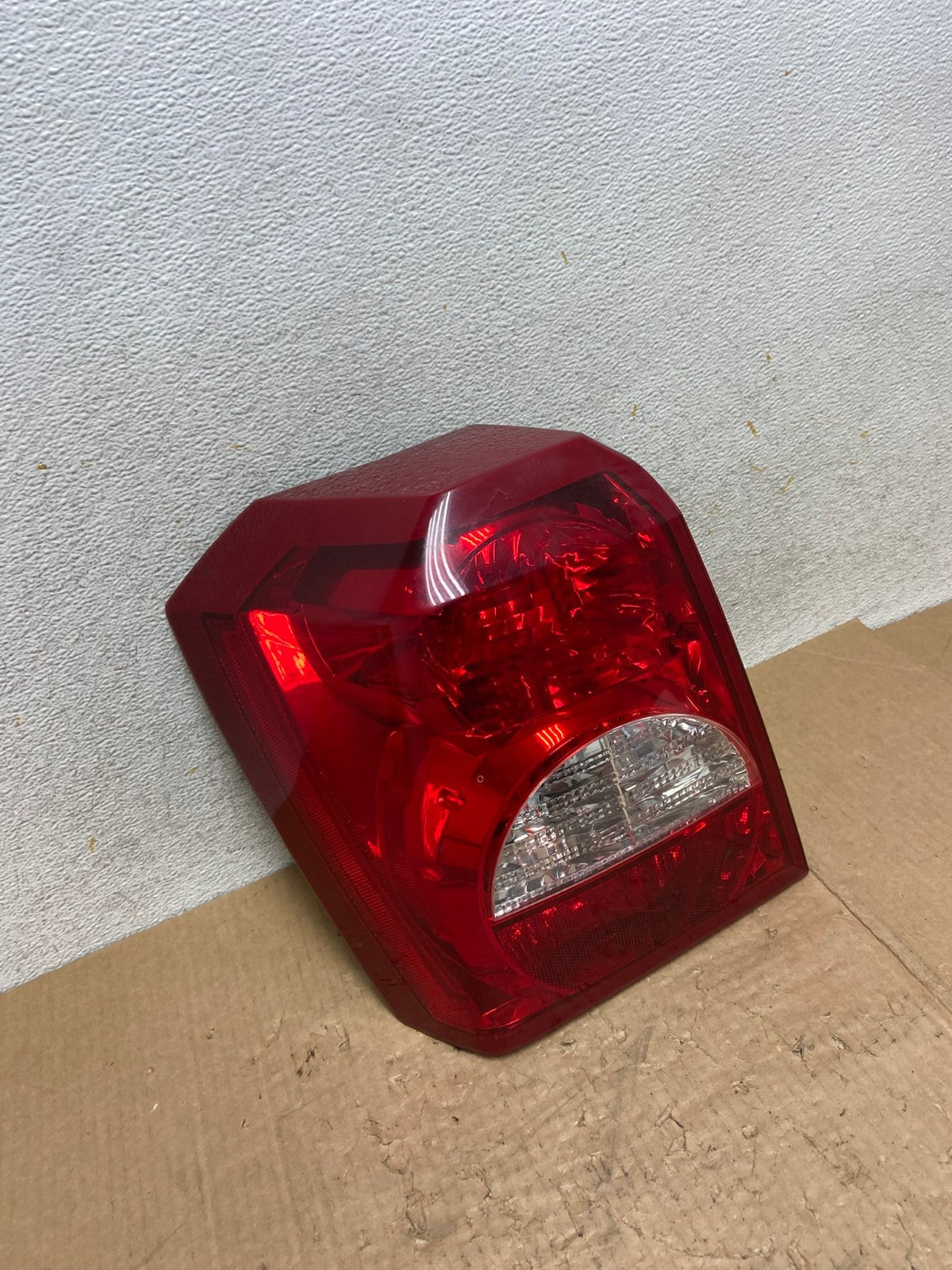 2008 2009 2010 2011 2012 Dodge Caliber Tail Light Left Driver LH DEPO AI5571 LK2