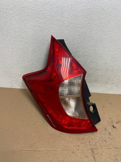 2014 - 2019 Nissan Versa Note Hatchback Left Driver LH Tail Light AF4798 LK2