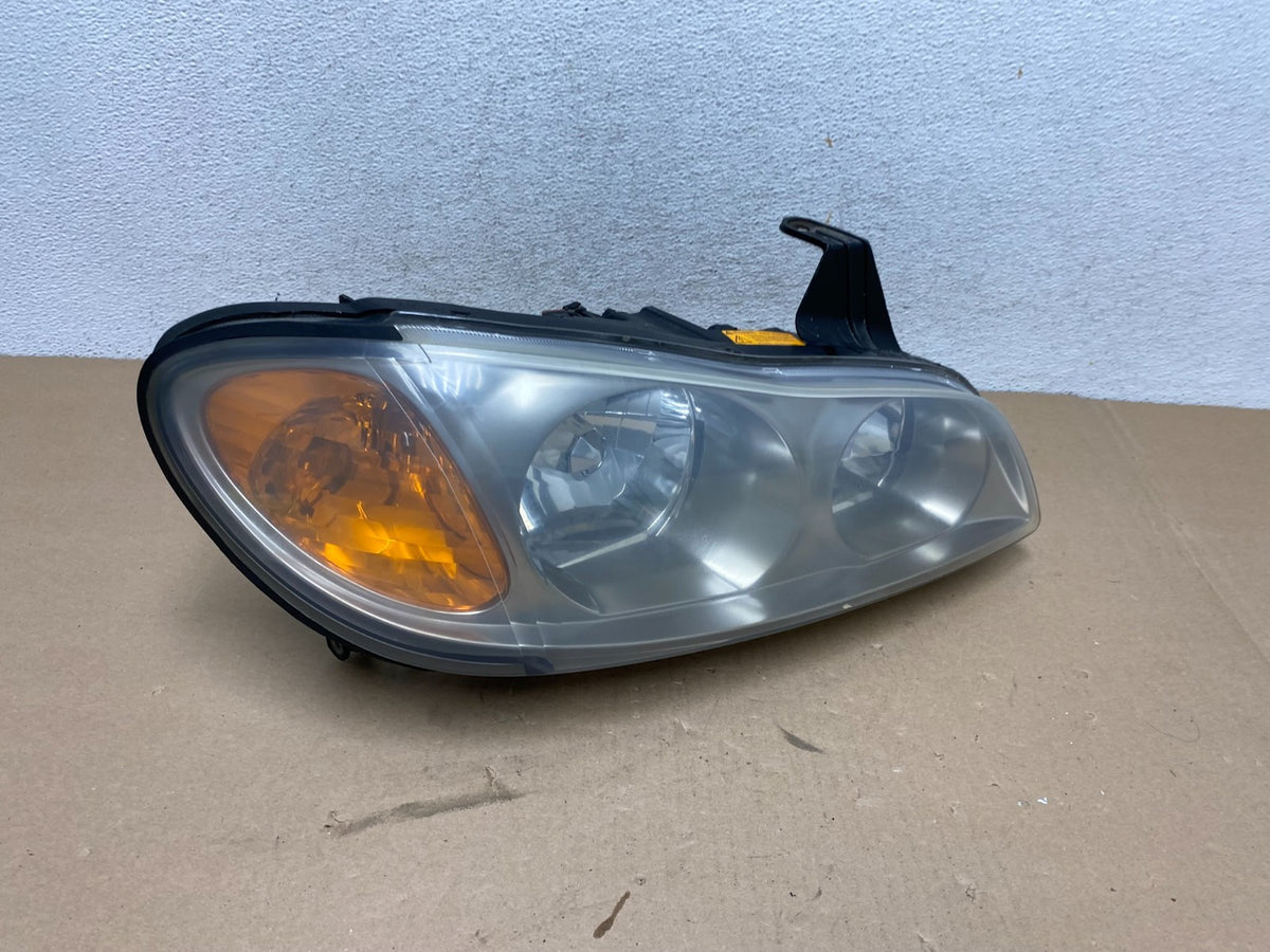 2002 to 2004 Infiniti I35 Right Passenger RH Side Headlight Xenon AG3357 DW2