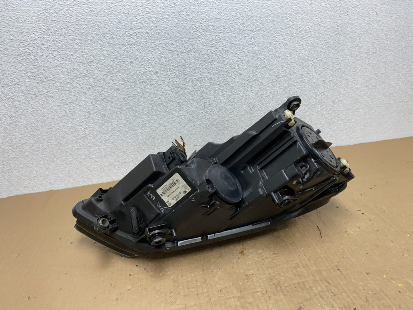 2011 to 2014 Volkswagen Jetta Left Driver LH Headlight Halogen OEM AC0351 DW6
