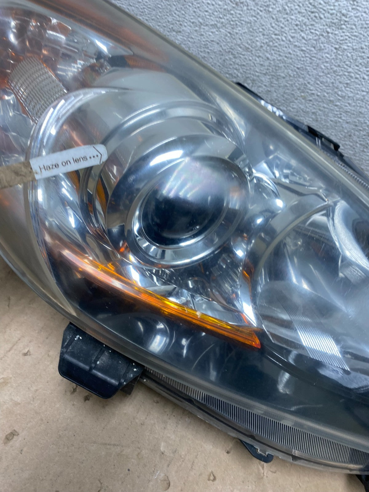 2010 - 2013 Mazda 3 Halogen Right Passenger Rh Side Headlight AG6702 DW4