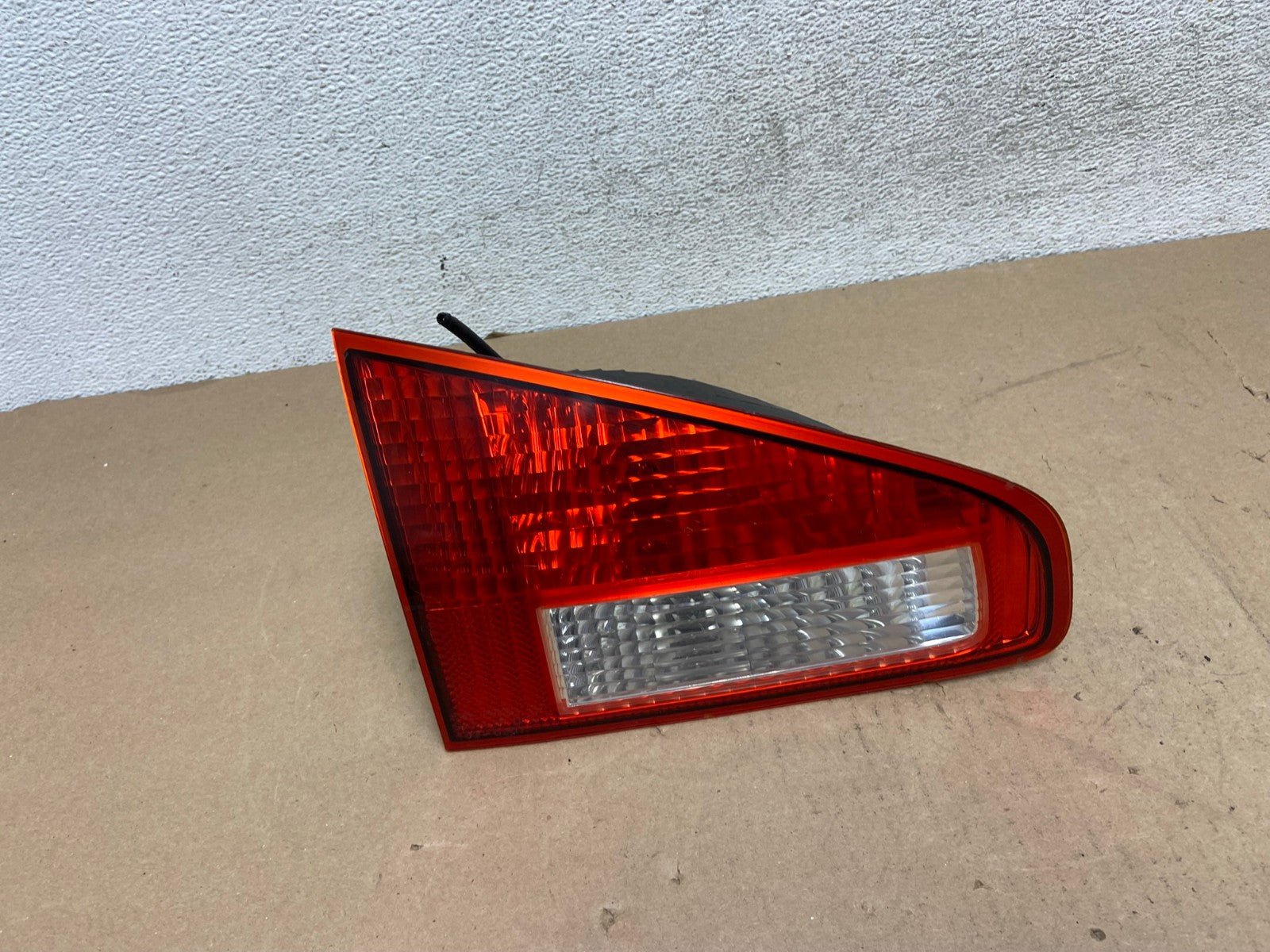 2008 to 2014 Subaru Tribeca Left Driver LH Side Tail Light Inner AG4598 LK0