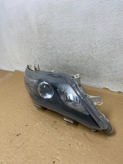 2010 - 2011 Toyota Camry Right Passenger RH Halogen Headlight AH8272 DW1