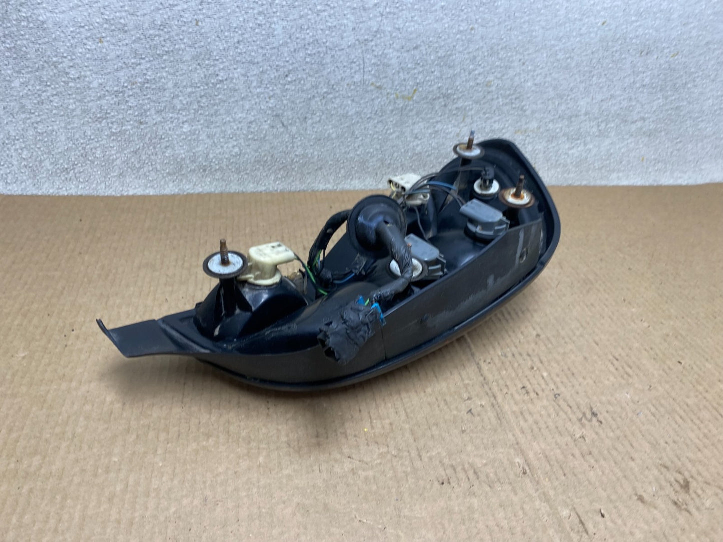 1996-1998 Pontiac Grand AM Right Passenger RH Side Tail Light OEM W3843 DW7