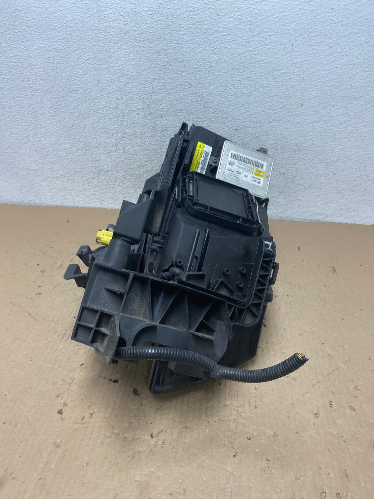 2009-2012 Audi Q5 Left Driver LH Side Xenon HID Headlight AF4233 LK7