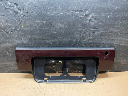 1990-1993 Toyota Celica GT Rear Center Taillight Garnish License Plate R5237 DG0