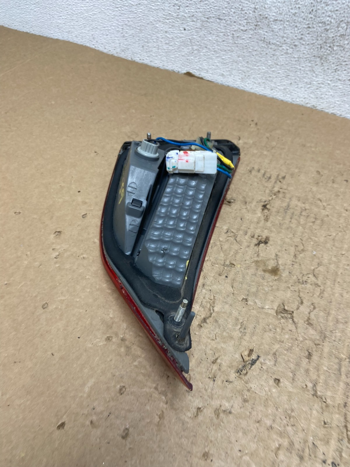 2011 2012 2013 Hyundai Elantra Inner Tail Light Right Passenger AF81595