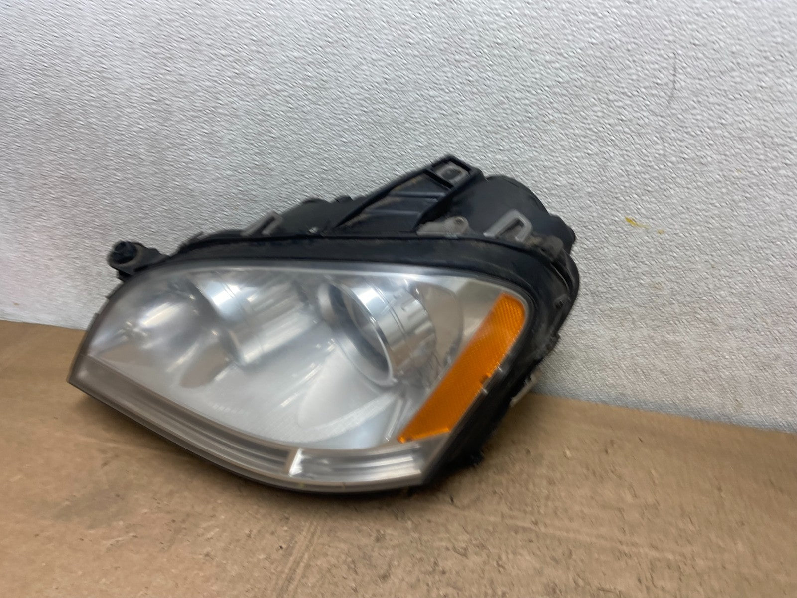 Halogen 2006-2009 Mercedes-Benz ML-Class Headlight Left Driver LH OEM Y7073 DW1