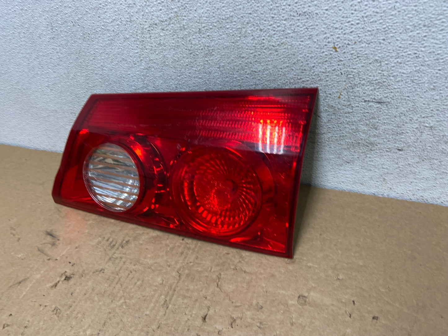 2006 to 2010 Toyota Sienna Right Passenger RH Inner Tail Light AF8046 DW1