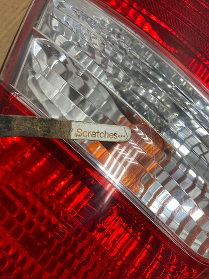 2002 2003 2004 Toyota Camry Left Driver LH Side Tail Light AI6728 LK3