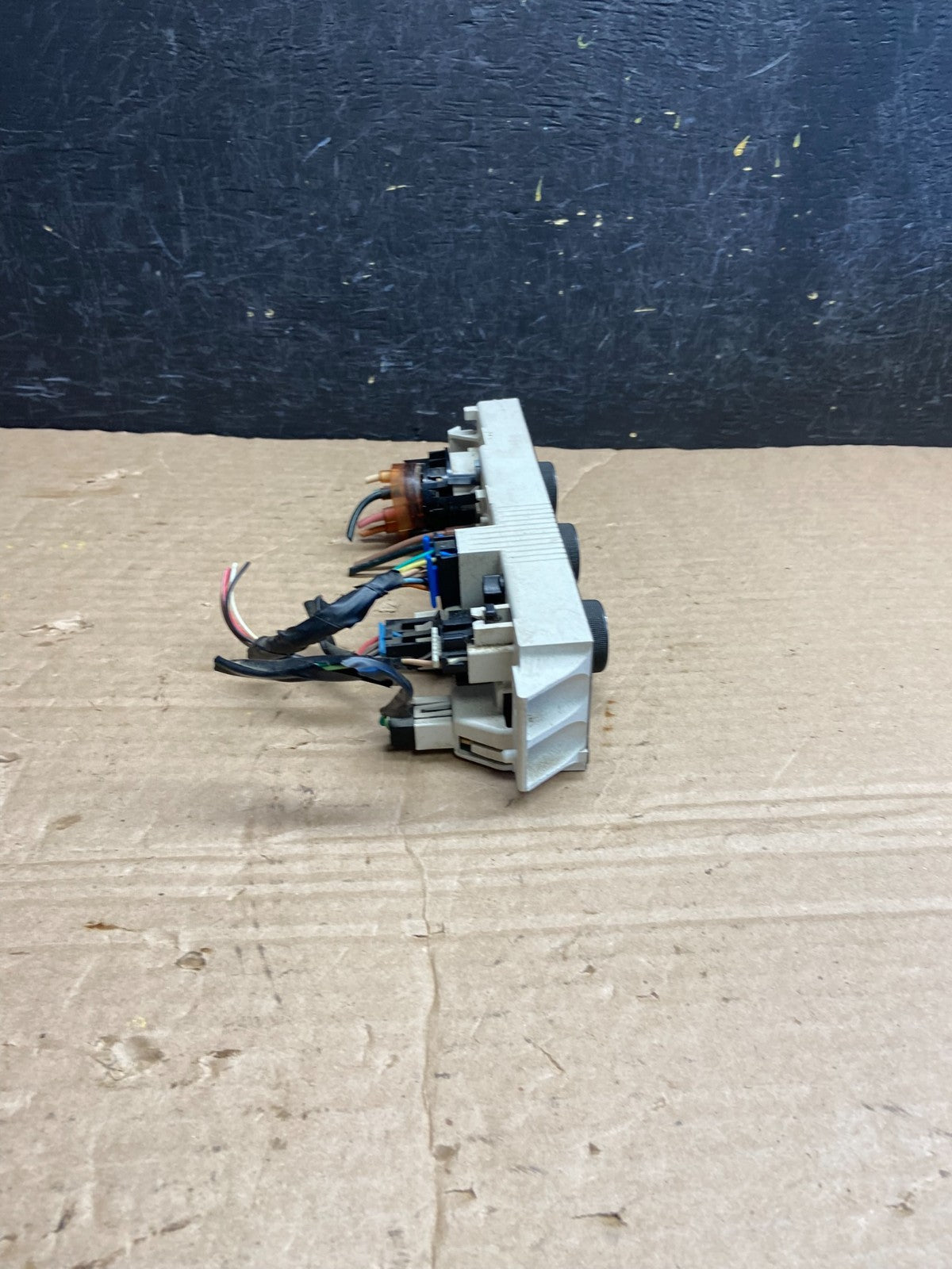 2008-2010 Chevrolet Express 1500 2500 3500 Climate Control Panel AF2003 DW1
