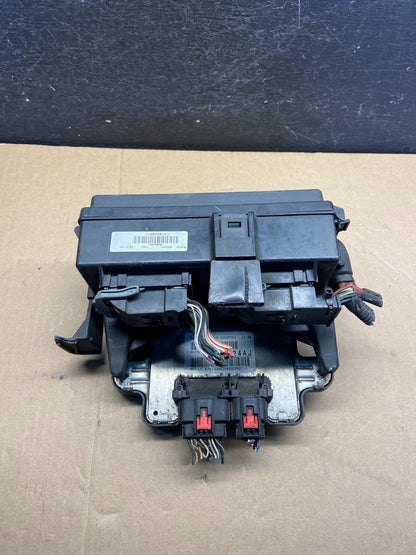 2006 Jeep Grand Cherokee Integrated Power Fuse Box 04692085ab AF9033 DG0