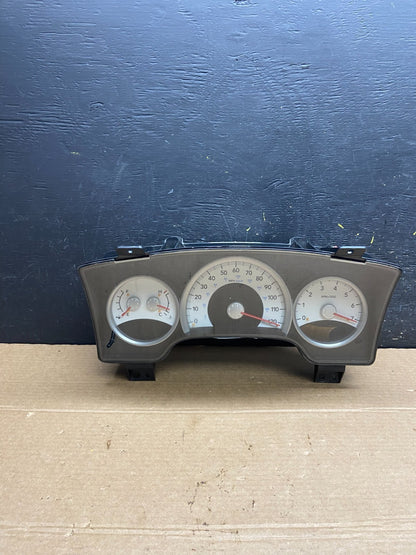 2005 Dodge Durango Speedometer Instrument Cluster Gauge W6529 DG0