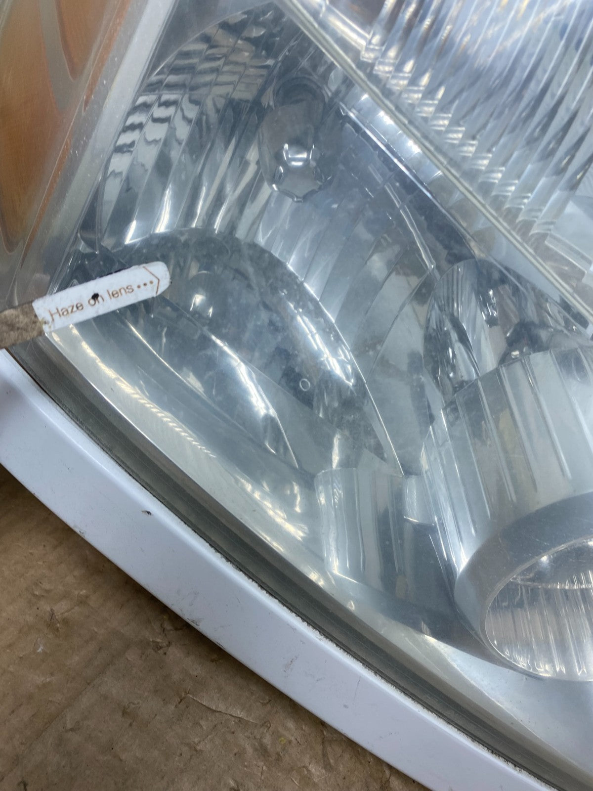2004 to 2007 Nissan Armada Left+Right Side Set Headlights AI8168 DW7