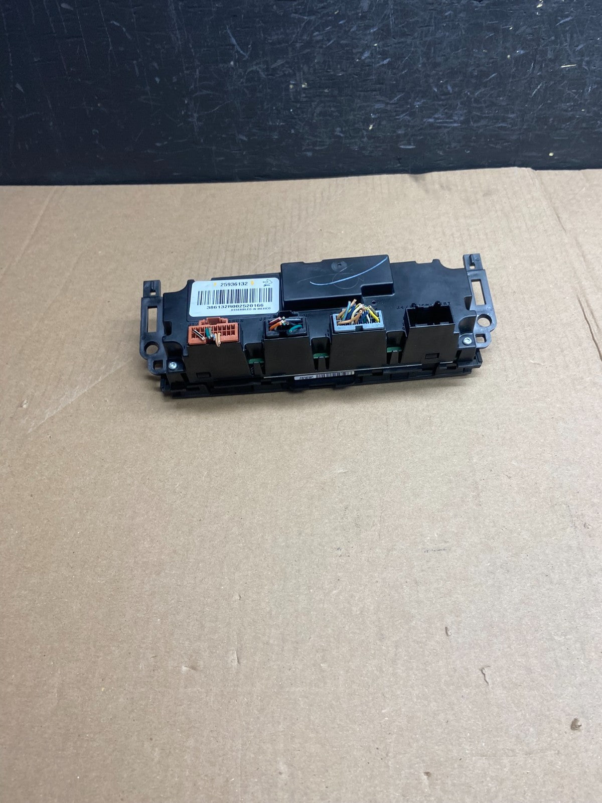 2007-2011 GMC Yukon Tahoe Automatic Climate Temperature Temp Control AE4354 DG3