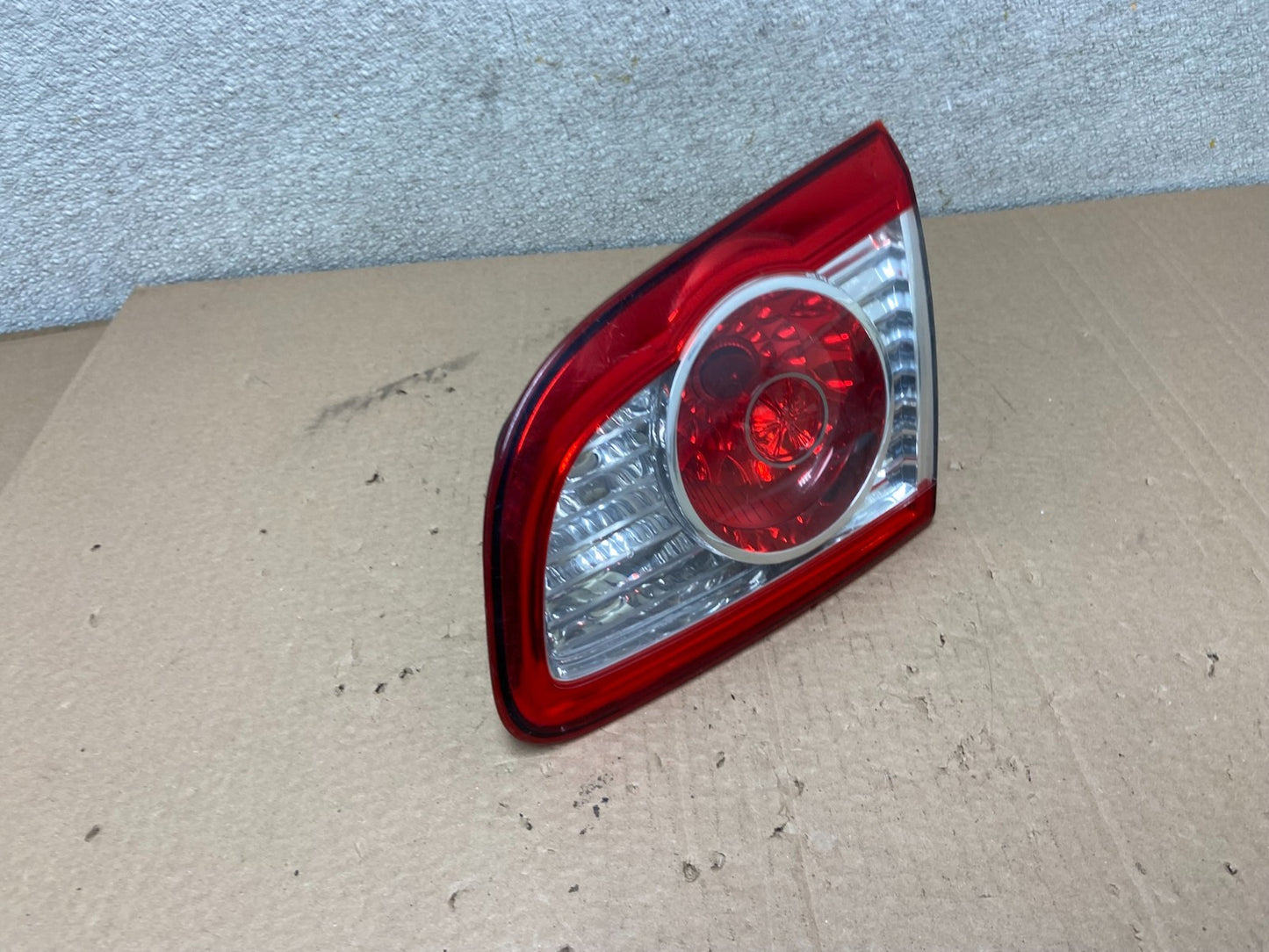 2010 2011 2012 Hyundai Santa Fe Right Passenger Tail Light Inner Oem AB2405 LK2