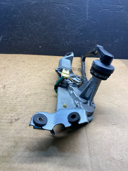 2000 to 2004 Subaru Outback Rear Windshield Washer Wiper Motor AD7558 DG4