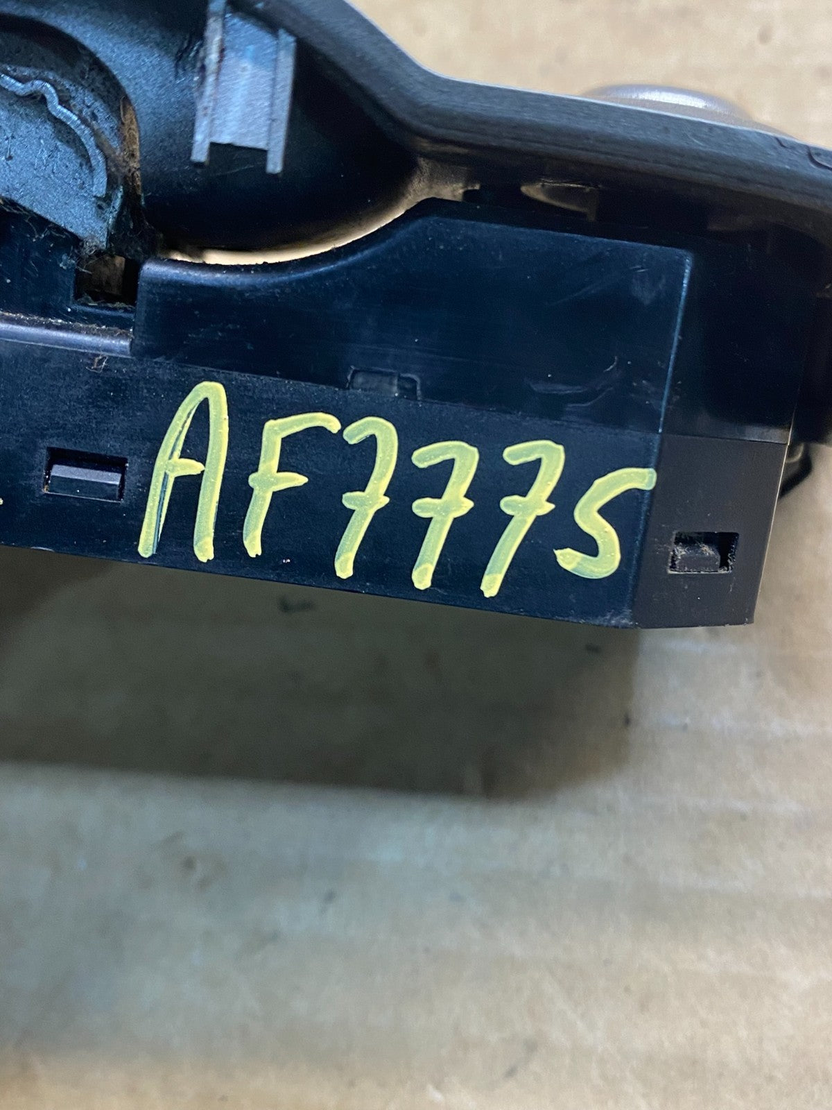 2002 to 2006 Acura RSX Left Driver Power Window Master Switch AF7775 DG5