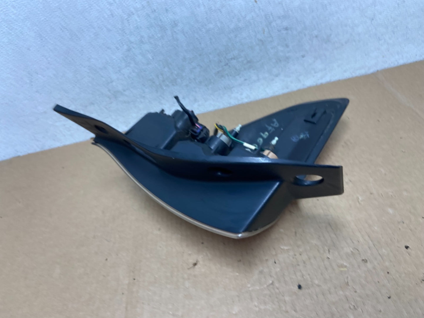 2009-2013 Subaru Forester Right Passenger Rh Side Tail Light AF9608 DW4