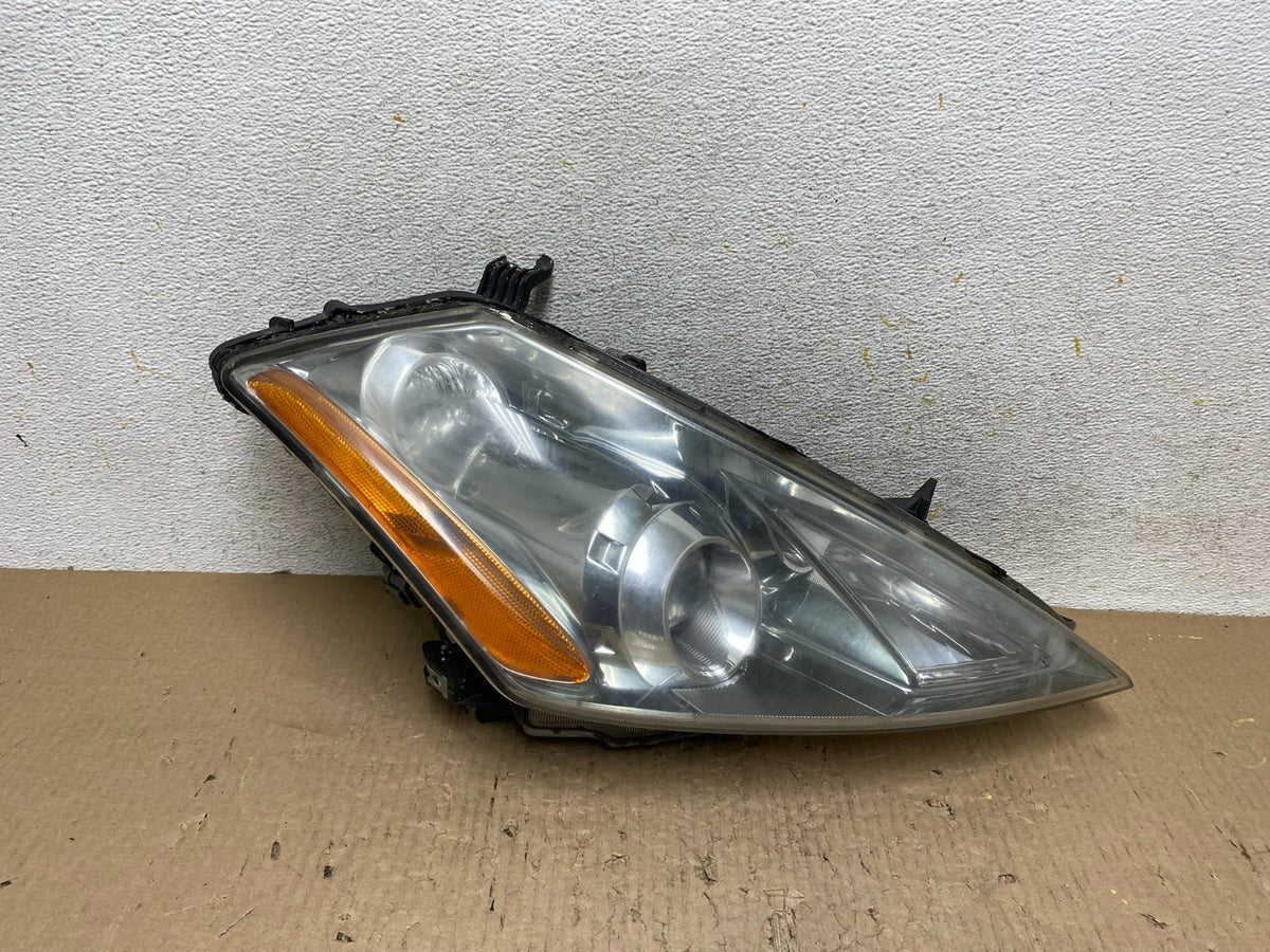 2003 to 2007 Nissan Murano Headlight Xenon HID Right Passenger AH6626 DW0